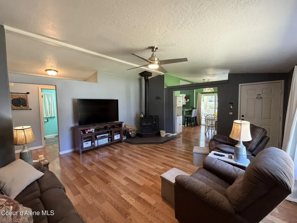 52 Meadowlark Drive Sagle ID 83860