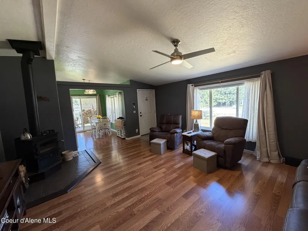 52 Meadowlark Drive Sagle ID 83860