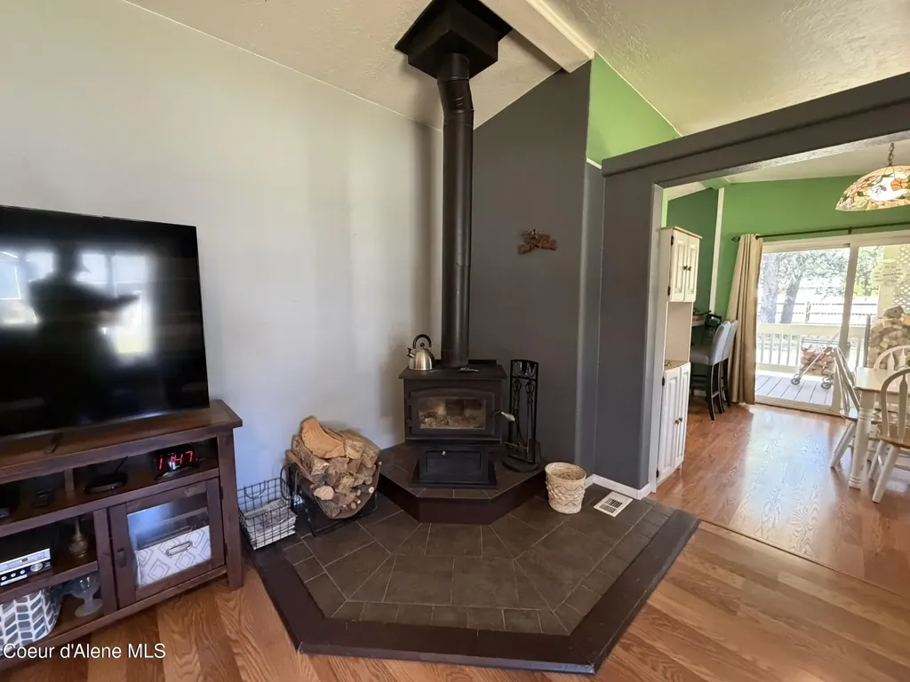 52 Meadowlark Drive Sagle ID 83860