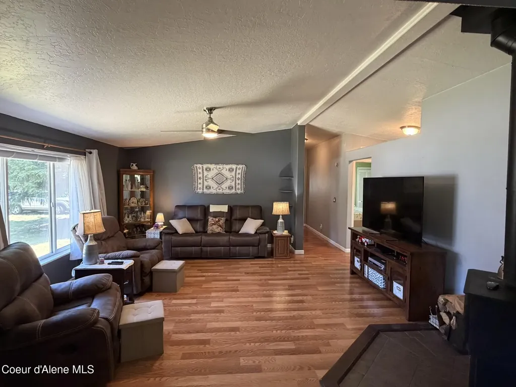 52 Meadowlark Drive Sagle ID 83860