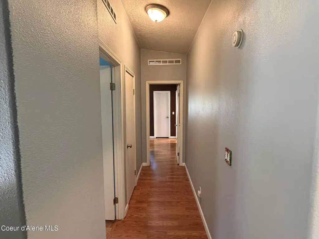52 Meadowlark Drive Sagle ID 83860