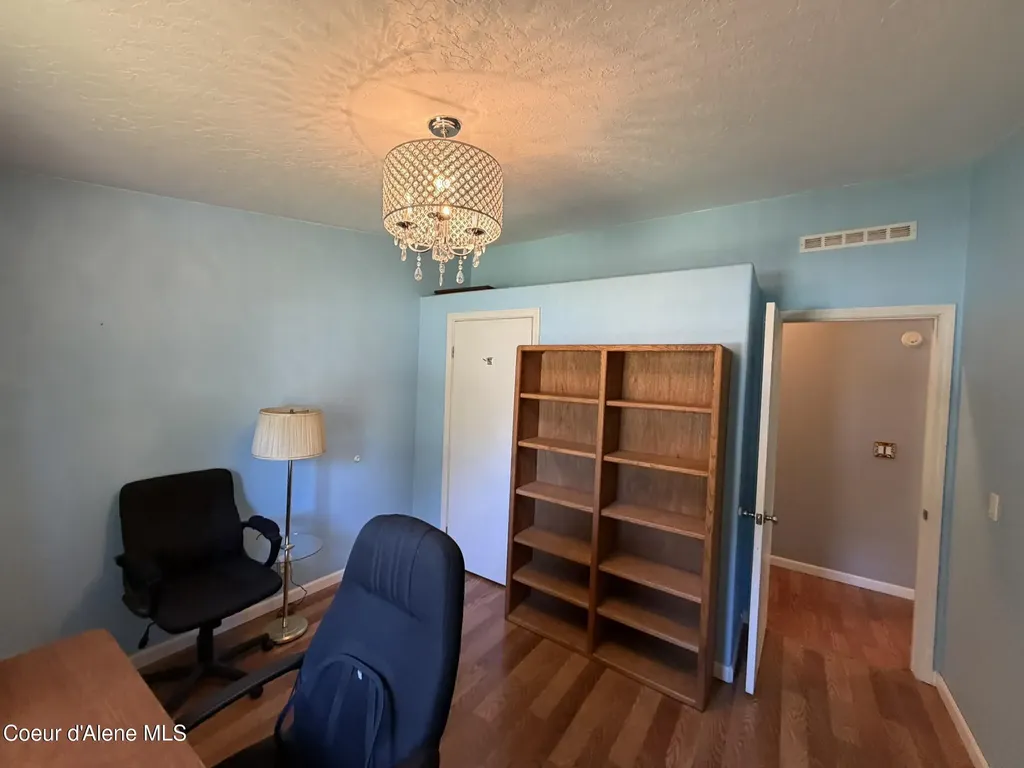 52 Meadowlark Drive Sagle ID 83860