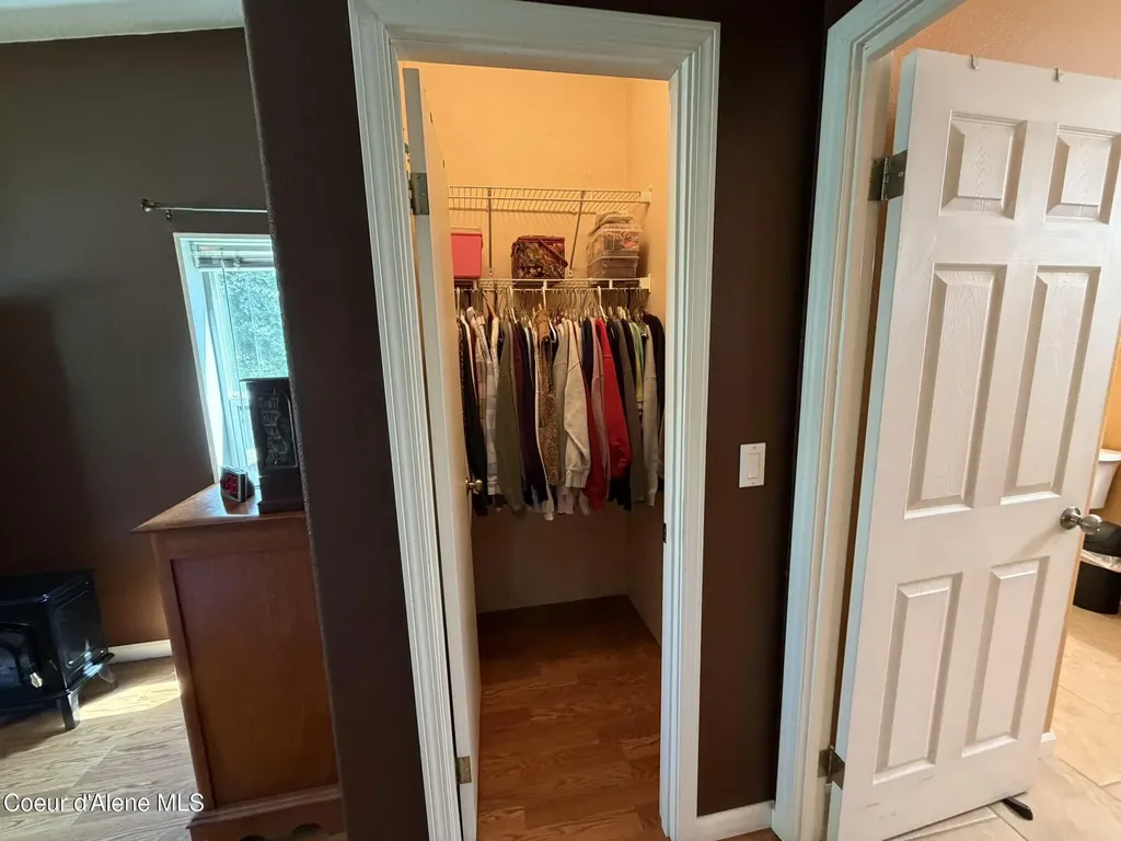52 Meadowlark Drive Sagle ID 83860
