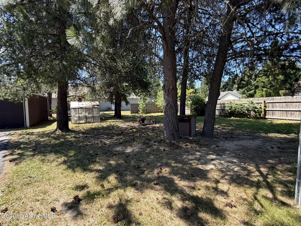 52 Meadowlark Drive Sagle ID 83860