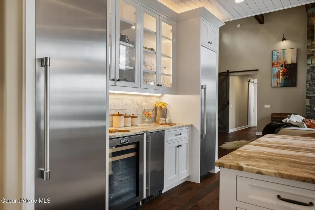 32 Crescent Lane Sagle ID 83860