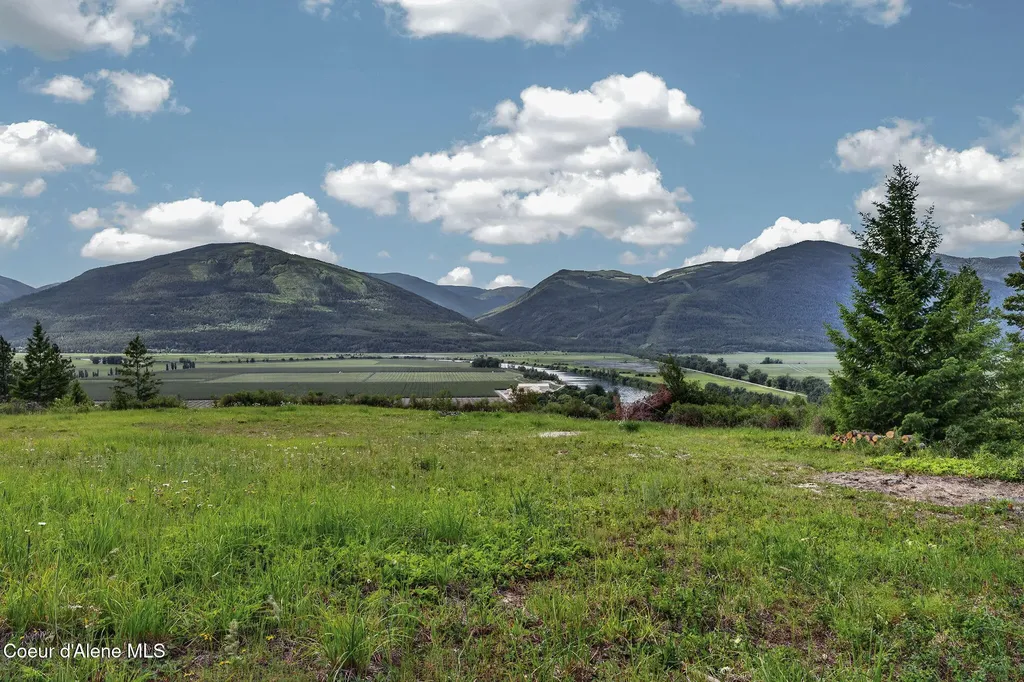 260 Lcdr Fred Eskew Lane Bonners Ferry ID 83805