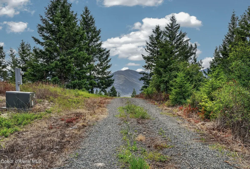 260 Lcdr Fred Eskew Lane Bonners Ferry ID 83805