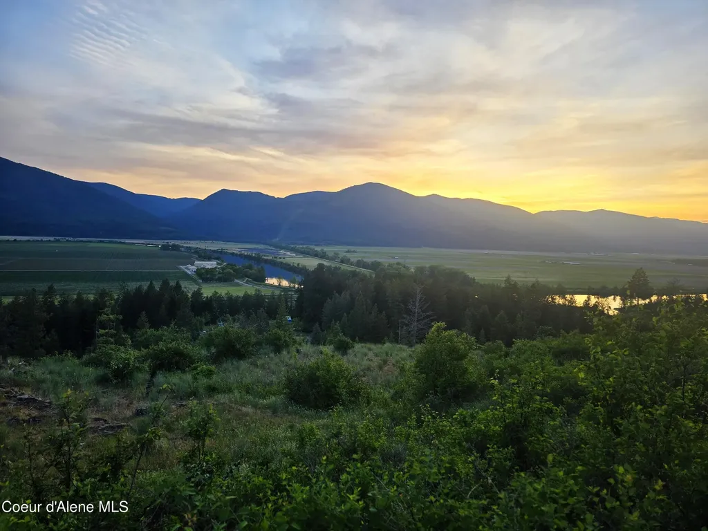 260 Lcdr Fred Eskew Lane Bonners Ferry ID 83805