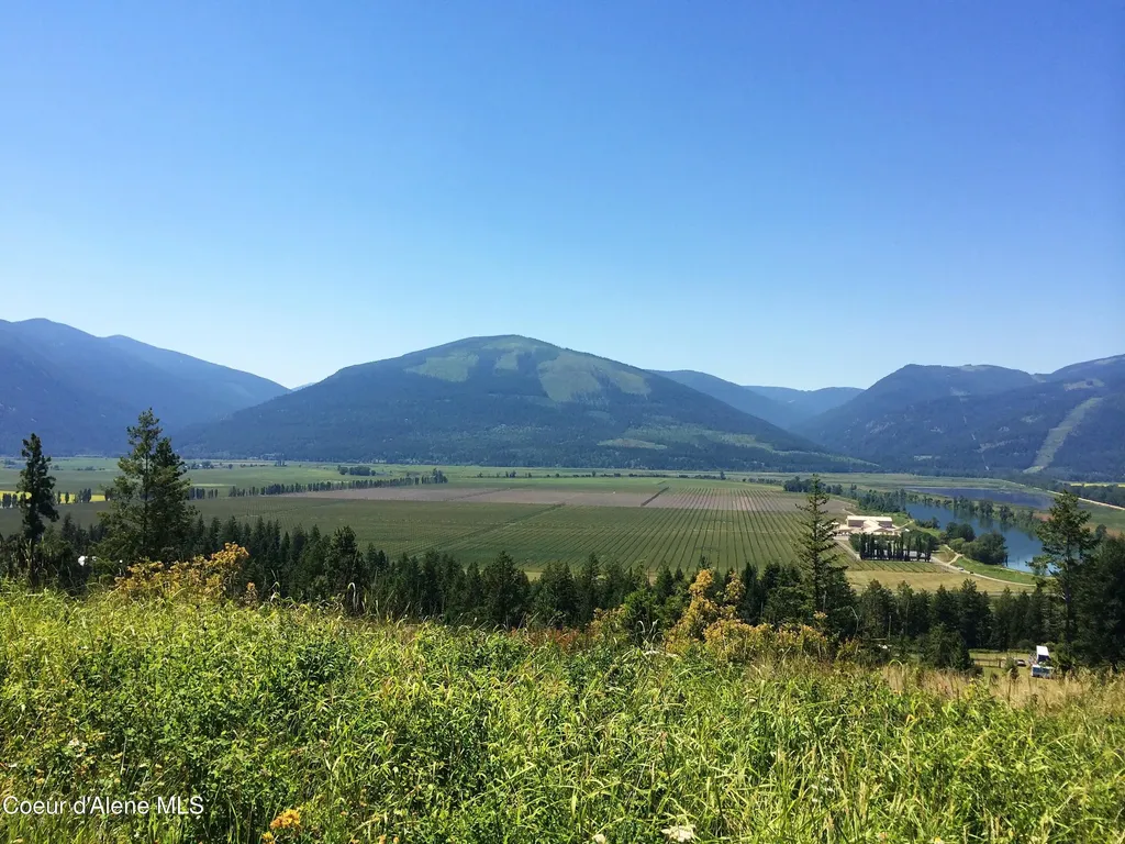 260 Lcdr Fred Eskew Lane Bonners Ferry ID 83805