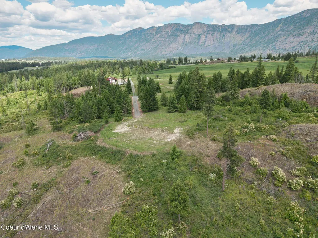 260 Lcdr Fred Eskew Lane Bonners Ferry ID 83805