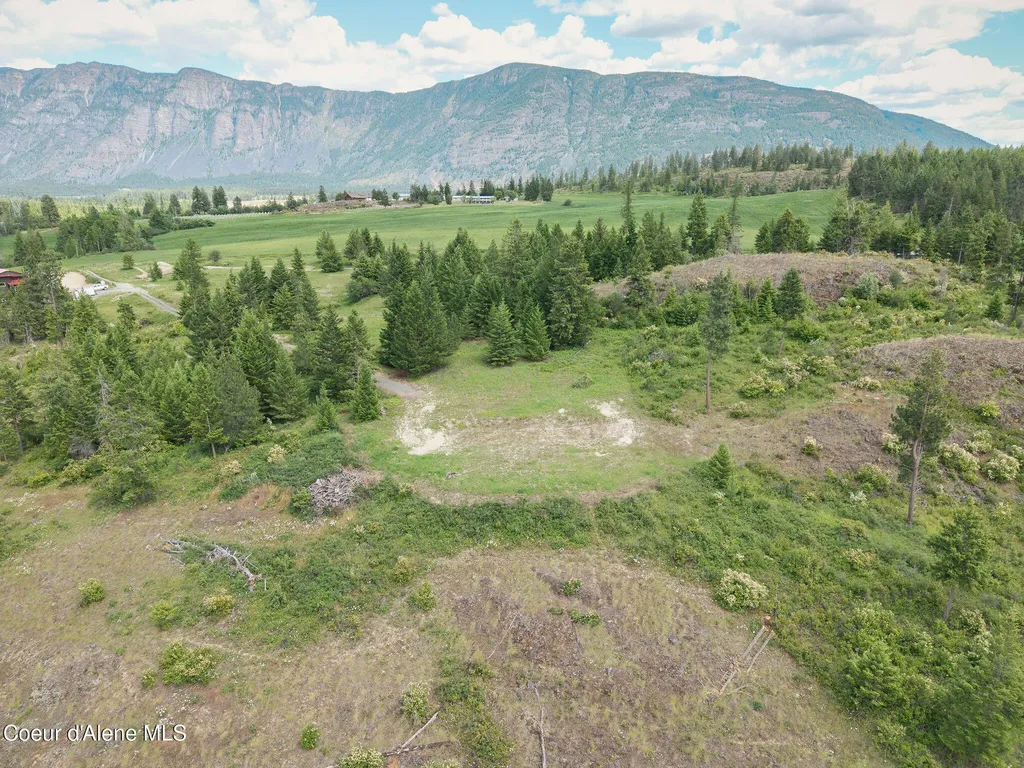 260 Lcdr Fred Eskew Lane Bonners Ferry ID 83805