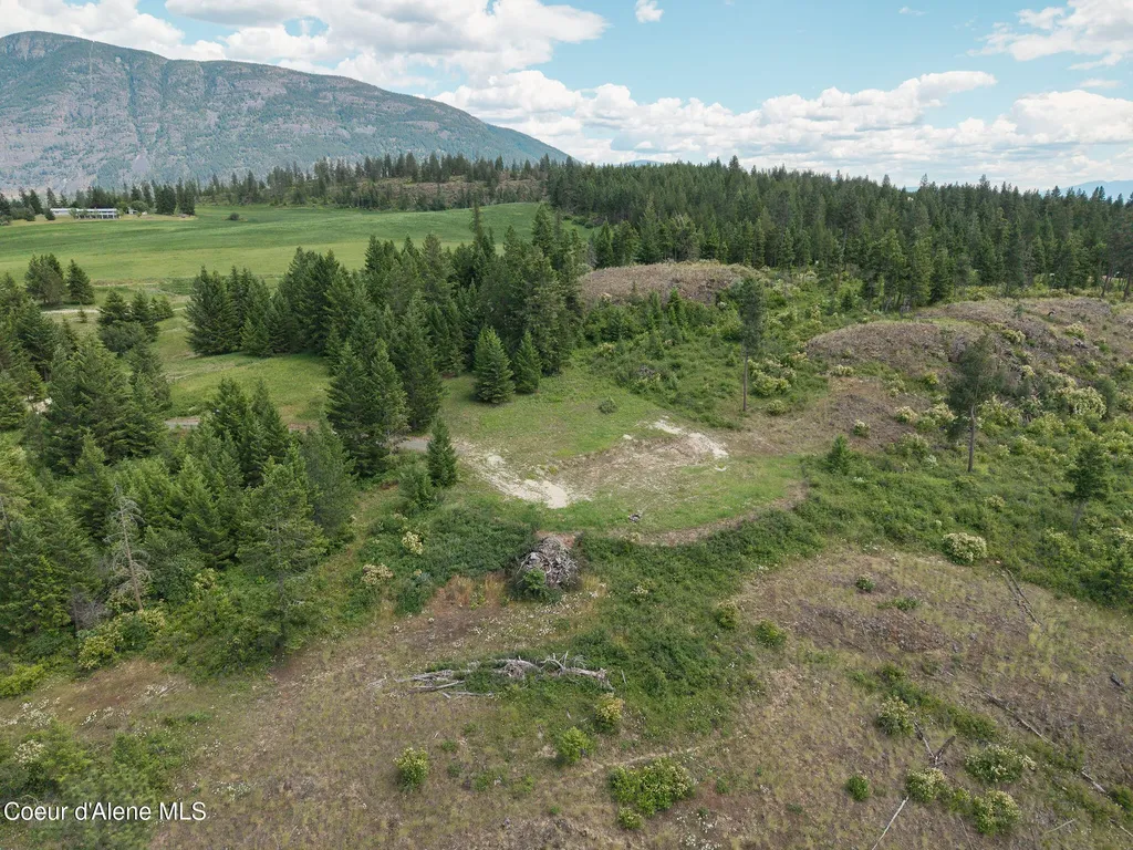 260 Lcdr Fred Eskew Lane Bonners Ferry ID 83805
