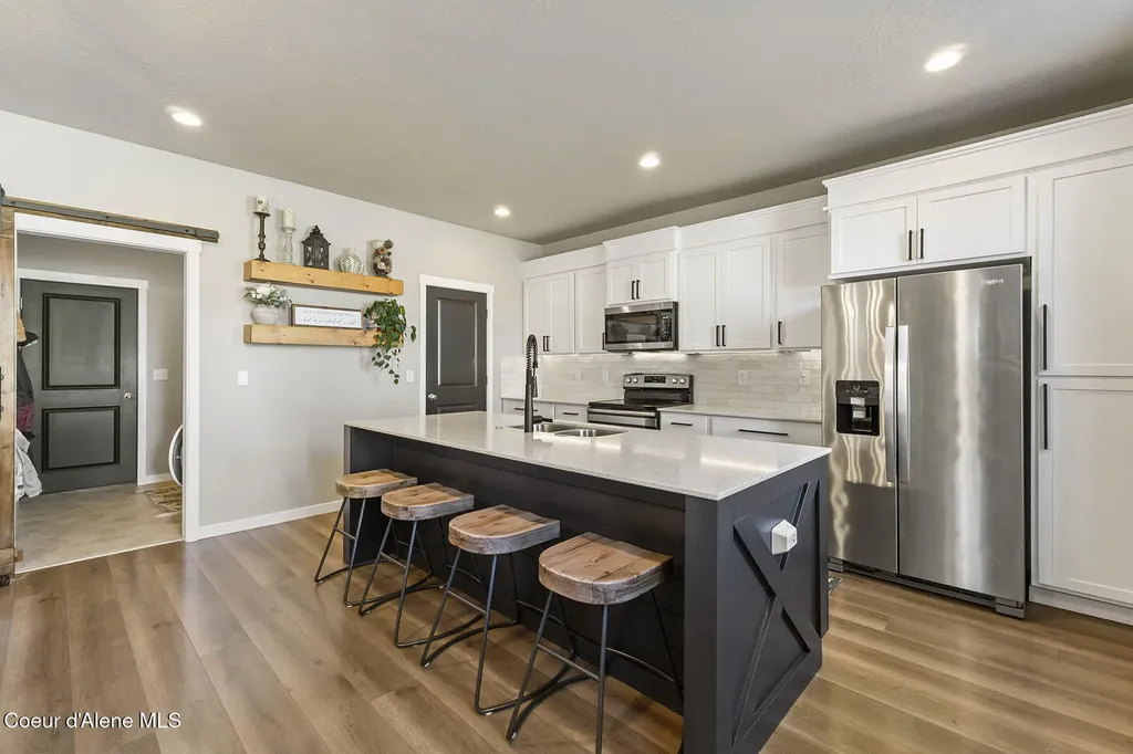 230 N Olivewood Lane Post Falls ID 83854