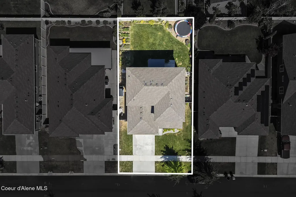 230 N Olivewood Lane Post Falls ID 83854