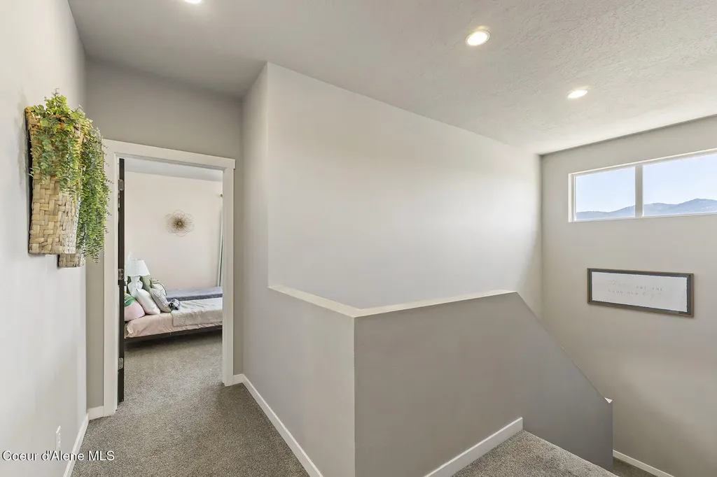 230 N Olivewood Lane Post Falls ID 83854