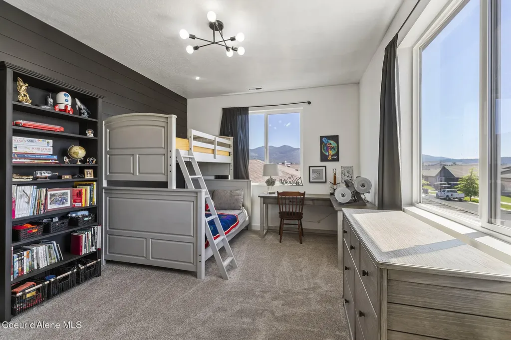 230 N Olivewood Lane Post Falls ID 83854