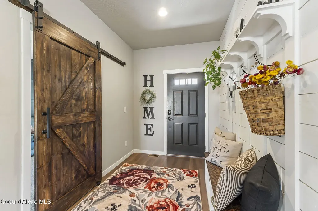 230 N Olivewood Lane Post Falls ID 83854