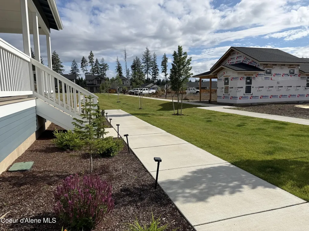 317 E Penstemon Road Hayden ID 83835