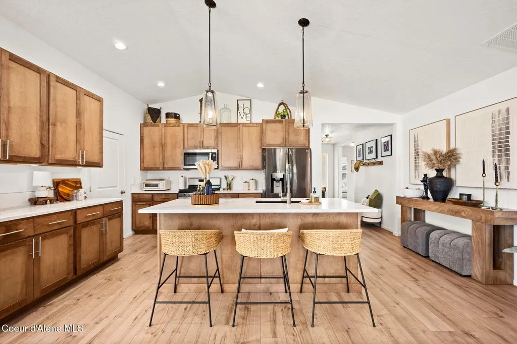 10521 N Belgrave Loop Hayden ID 83835