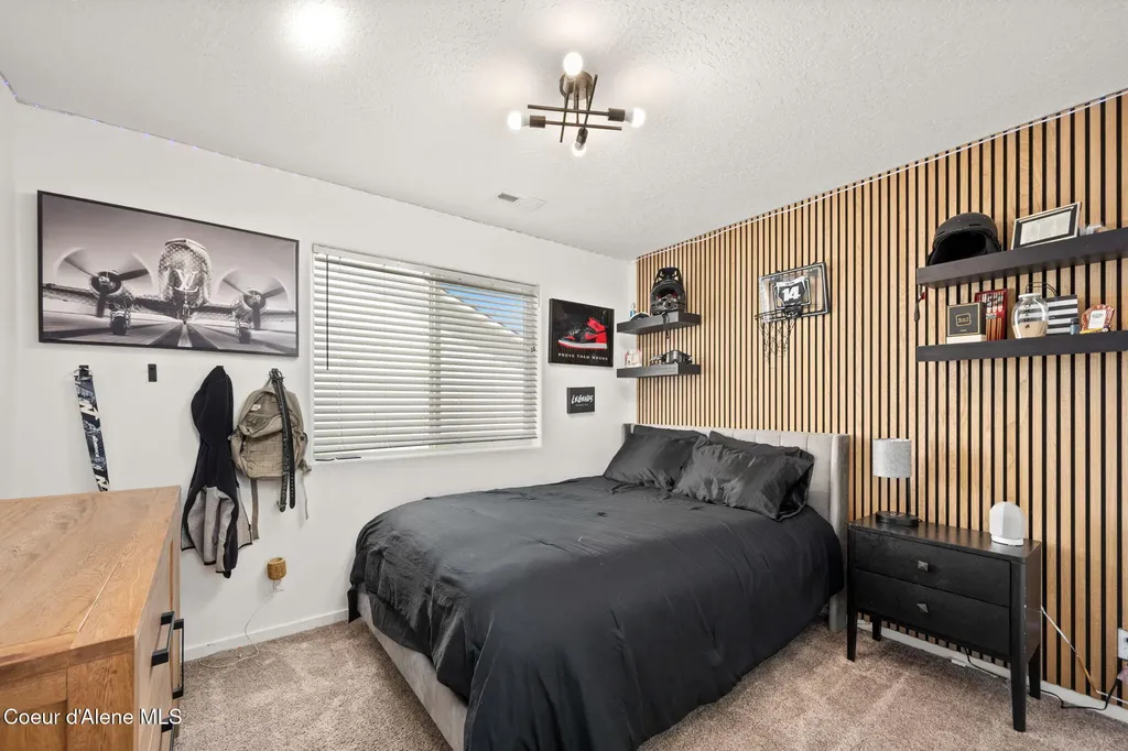 10521 N Belgrave Loop Hayden ID 83835