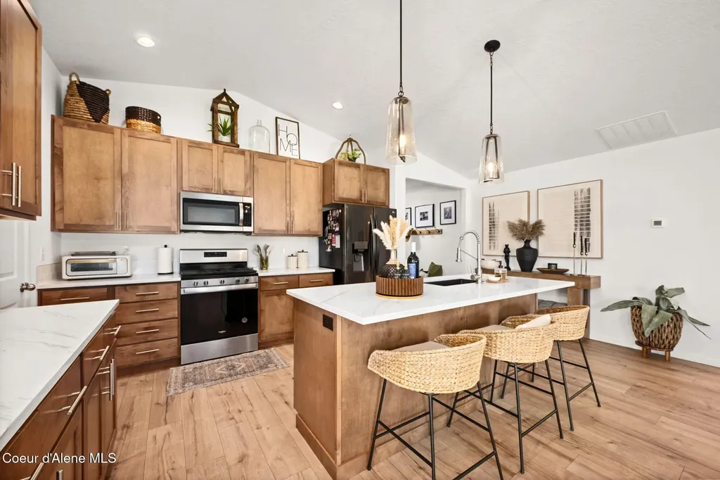 10521 N Belgrave Loop Hayden ID 83835