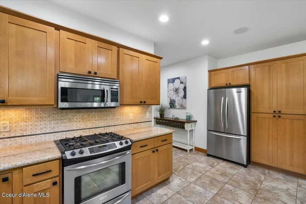 4157 W Shoreview Lane Coeur D'alene ID 83814
