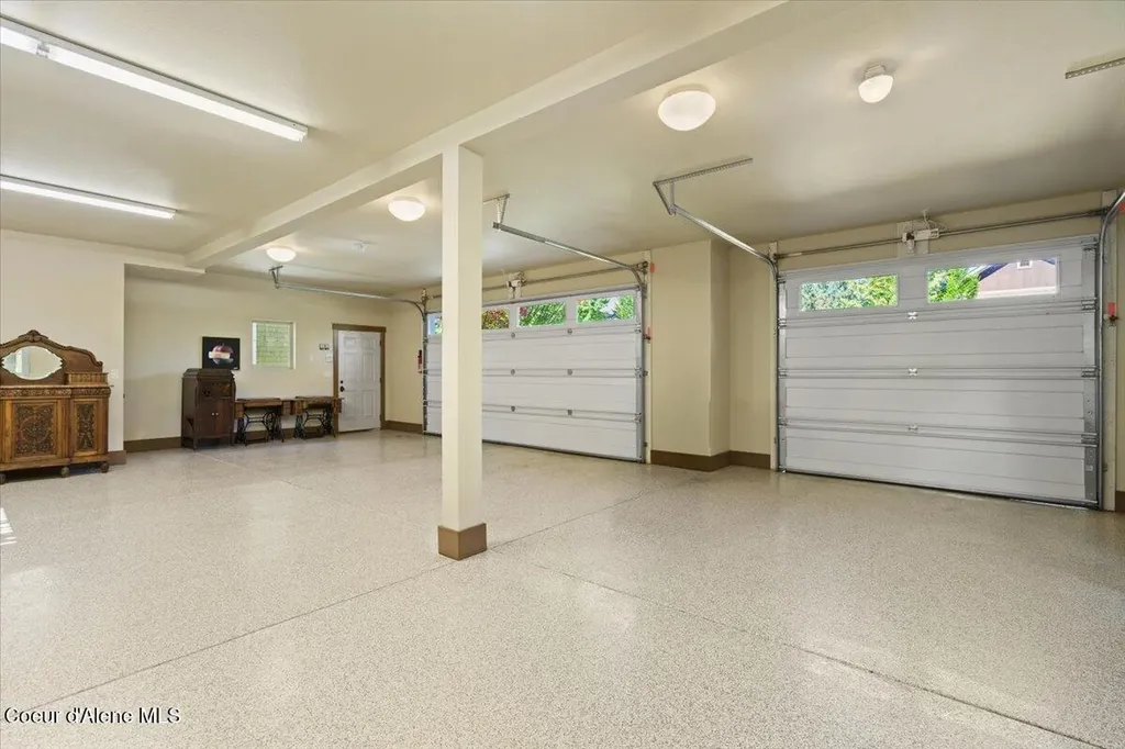 4157 W Shoreview Lane Coeur D'alene ID 83814