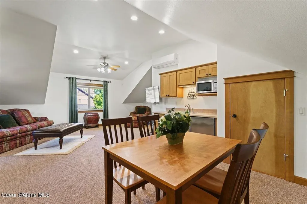 4157 W Shoreview Lane Coeur D'alene ID 83814