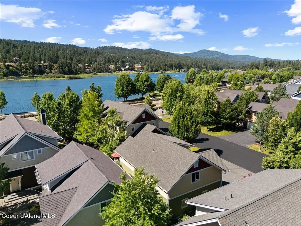 4157 W Shoreview Lane Coeur D'alene ID 83814