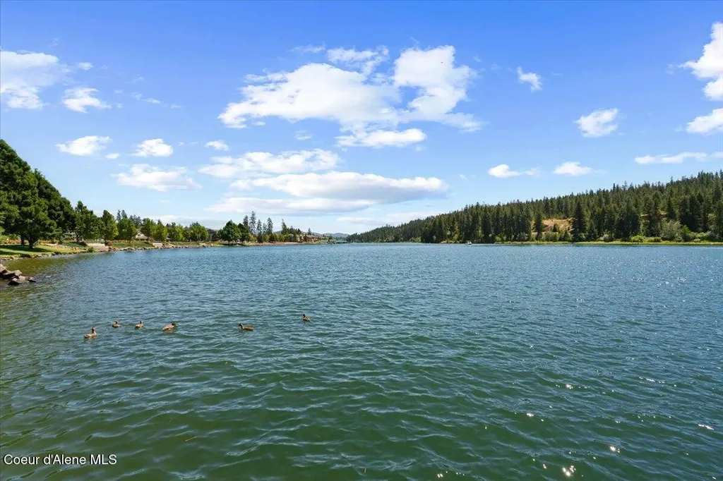 4157 W Shoreview Lane Coeur D'alene ID 83814