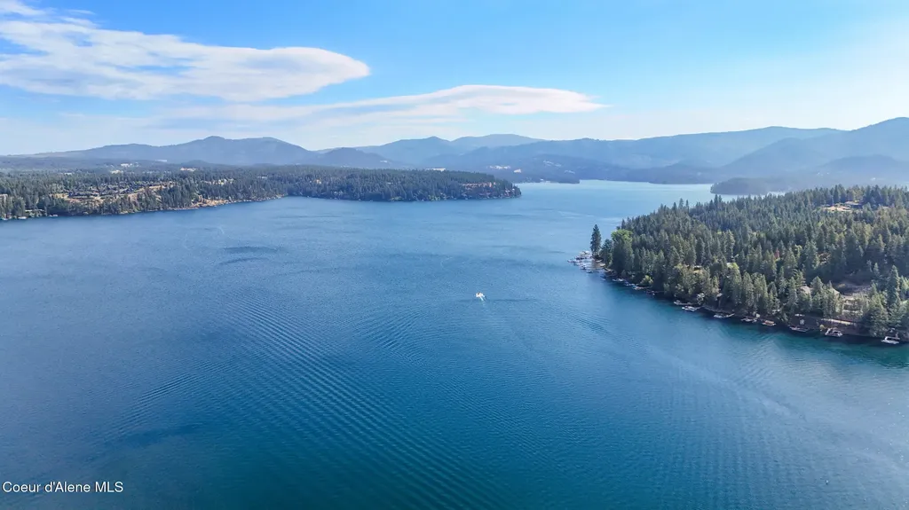 3122 & 3146 E Upper Hayden Lake Road Hayden ID 83835