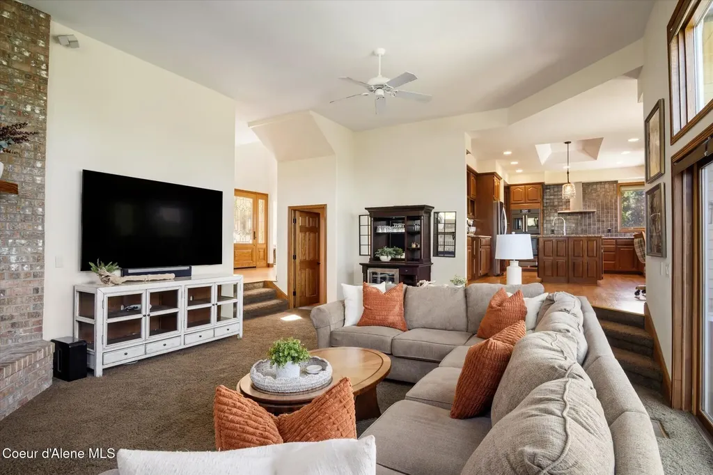 18634 W Quail Lane Post Falls ID 83854