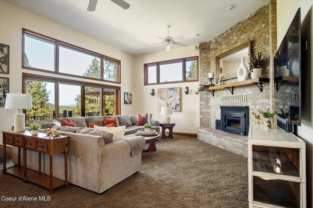 18634 W Quail Lane Post Falls ID 83854