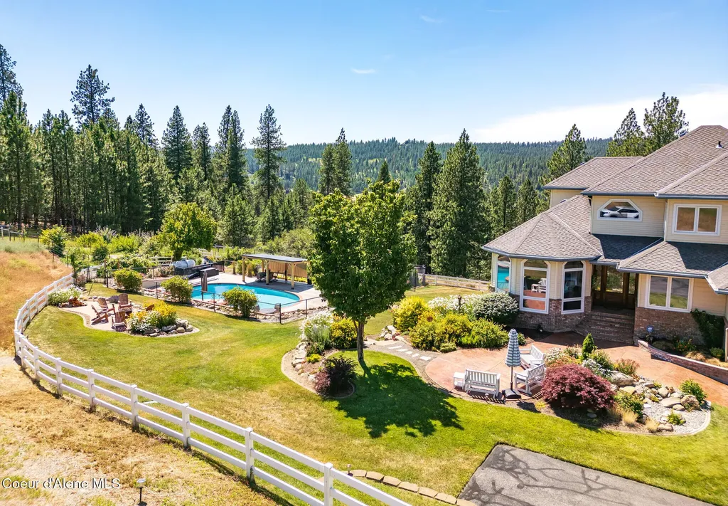 18634 W Quail Lane Post Falls ID 83854