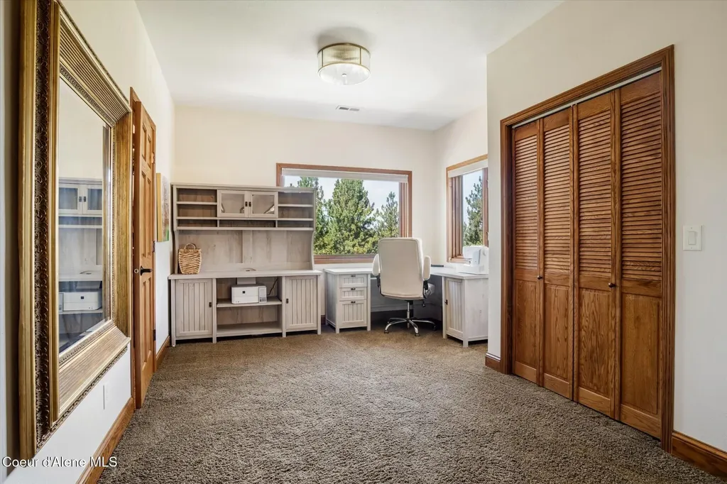 18634 W Quail Lane Post Falls ID 83854