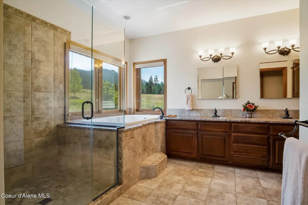 18634 W Quail Lane Post Falls ID 83854