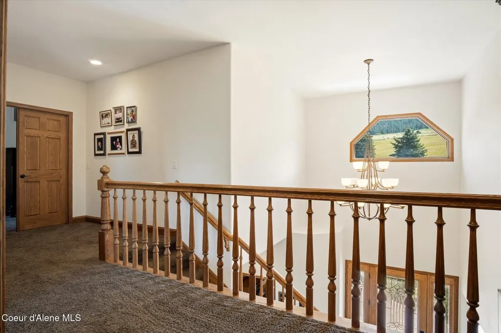 18634 W Quail Lane Post Falls ID 83854