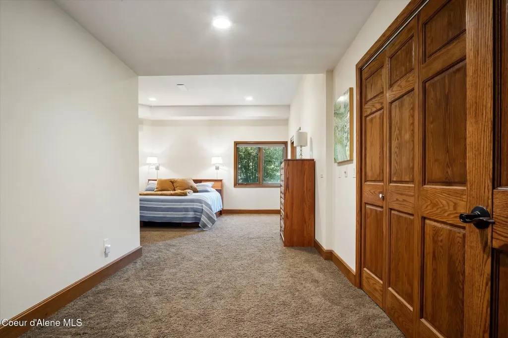 18634 W Quail Lane Post Falls ID 83854