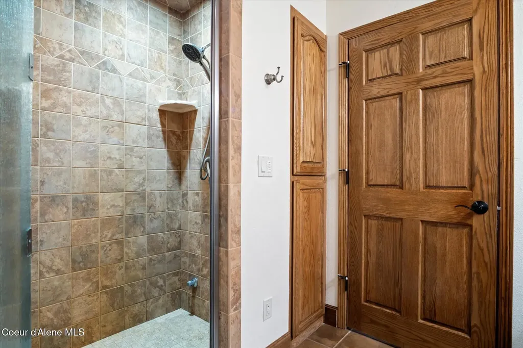 18634 W Quail Lane Post Falls ID 83854