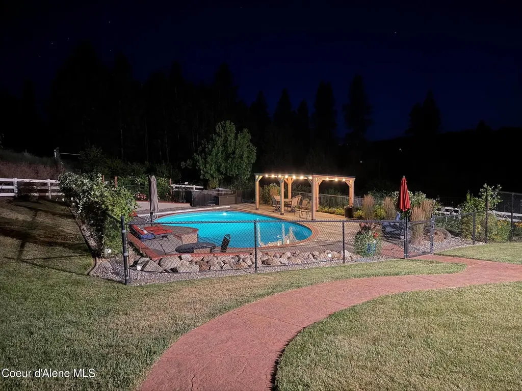 18634 W Quail Lane Post Falls ID 83854