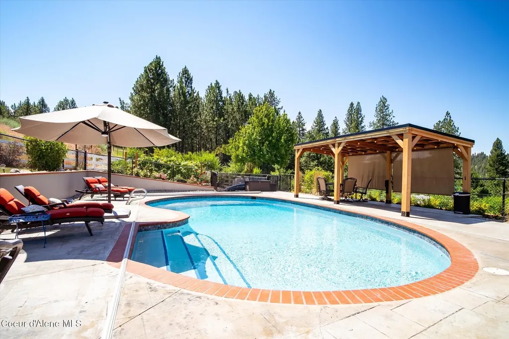 18634 W Quail Lane Post Falls ID 83854