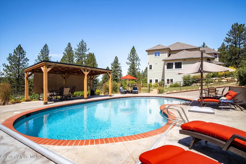 18634 W Quail Lane Post Falls ID 83854