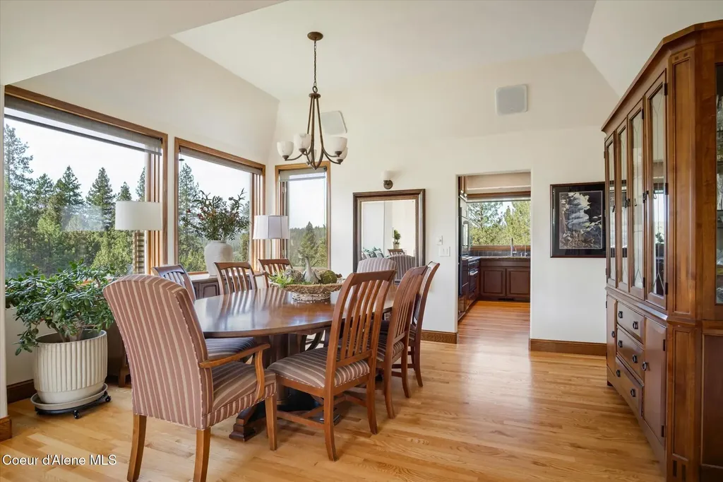18634 W Quail Lane Post Falls ID 83854