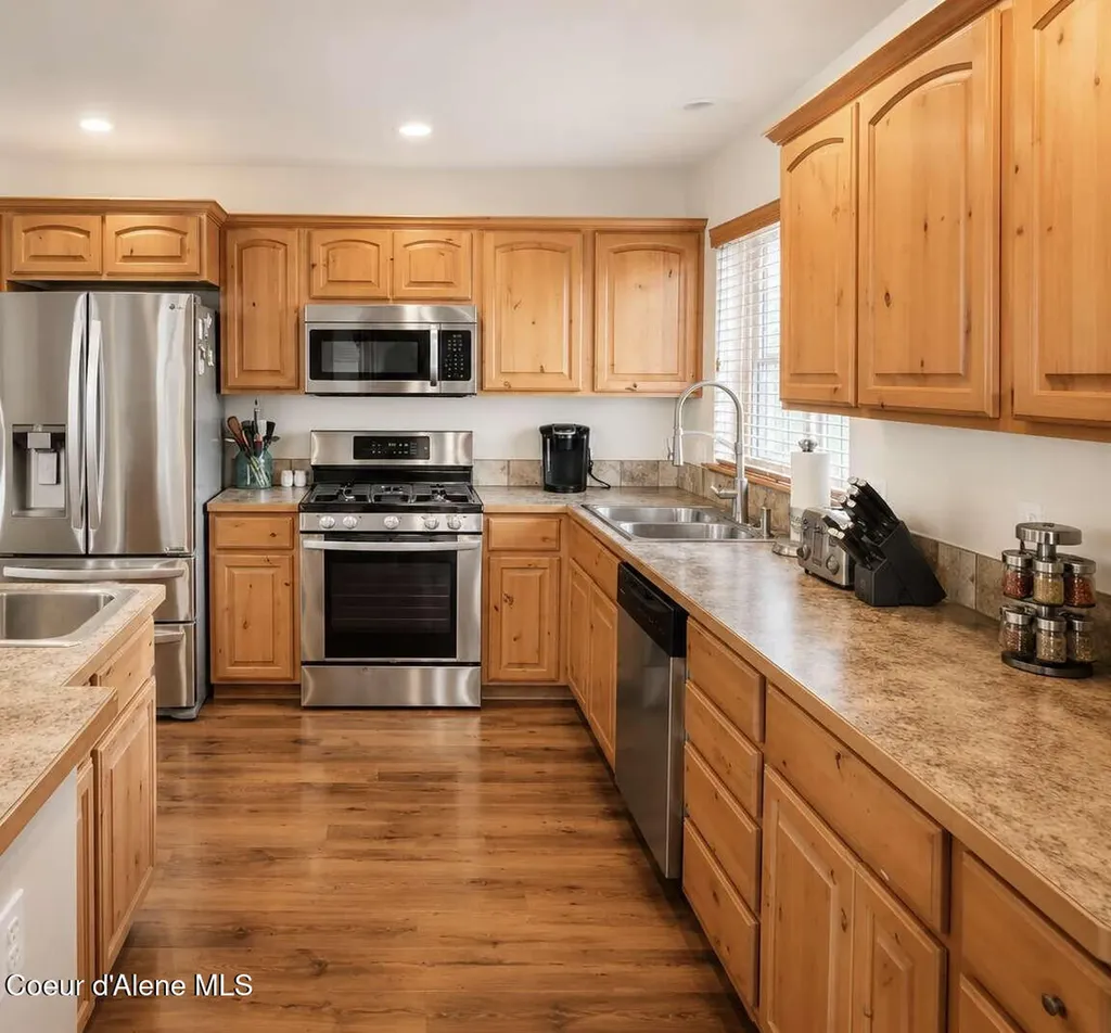2729 W Porthill Court Hayden ID 83835