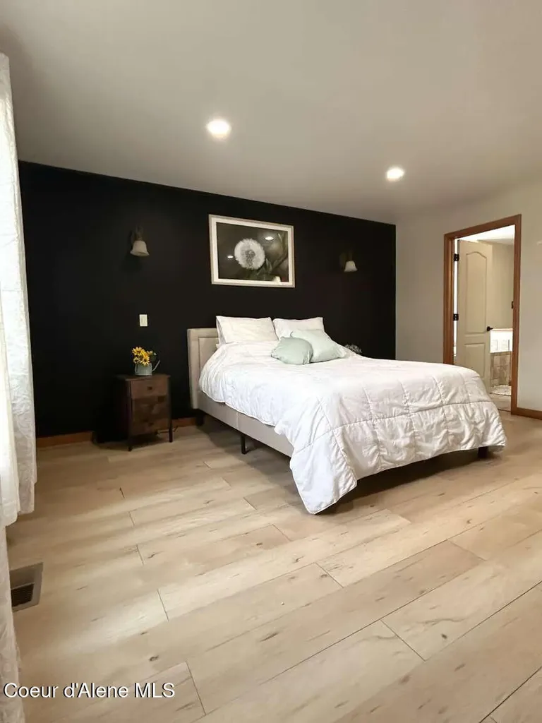 2729 W Porthill Court Hayden ID 83835