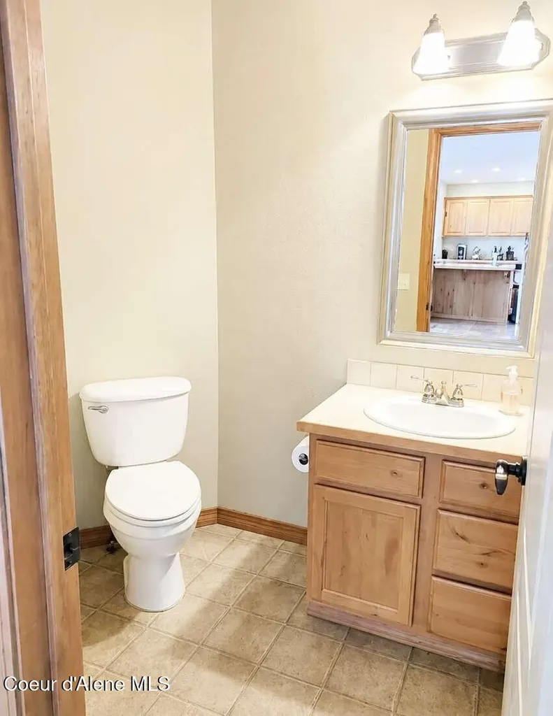 2729 W Porthill Court Hayden ID 83835