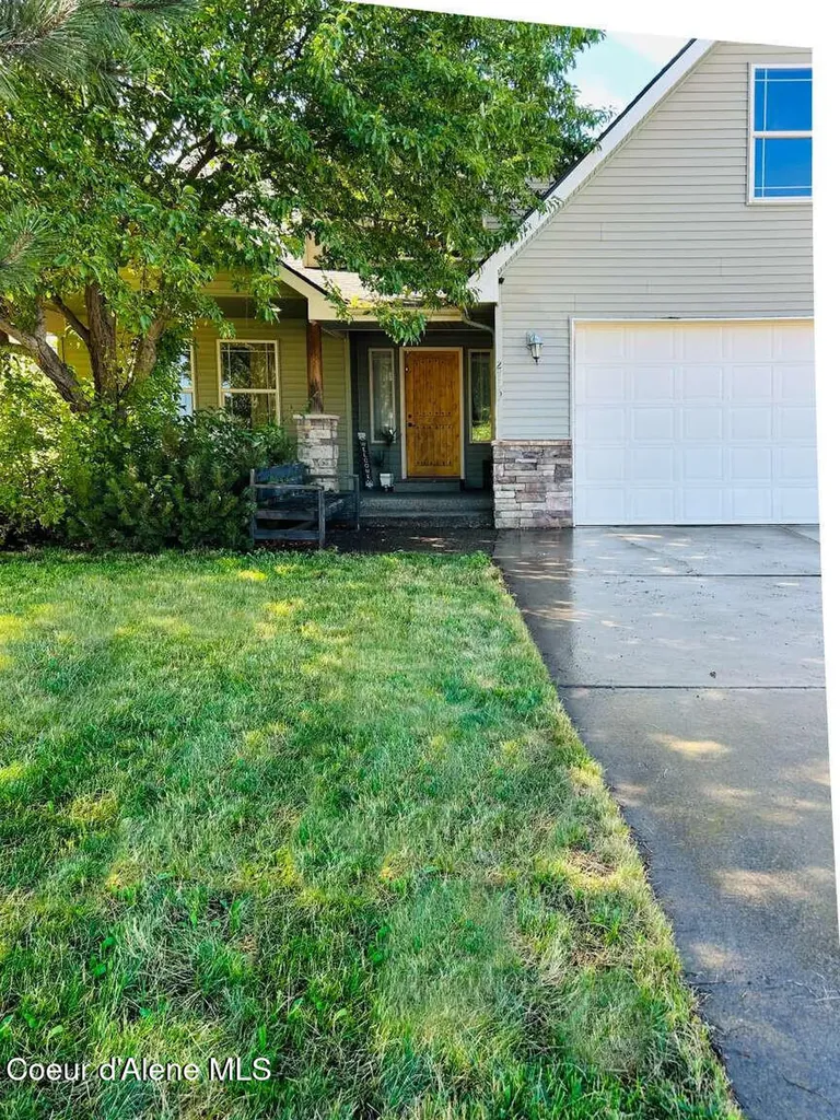 2729 W Porthill Court Hayden ID 83835