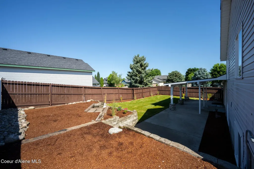 3795 N Graphite Court Post Falls ID 83854