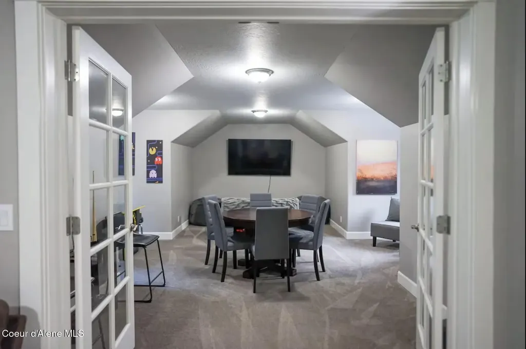 1032 N Government Way Coeur D'alene ID 83814