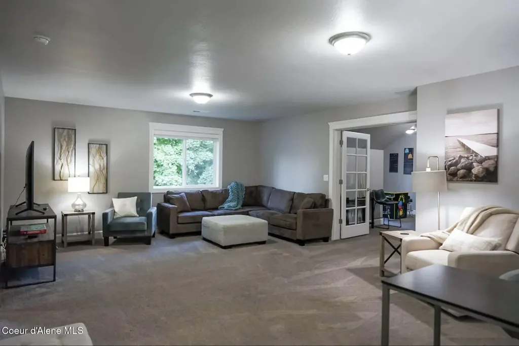 1032 N Government Way Coeur D'alene ID 83814